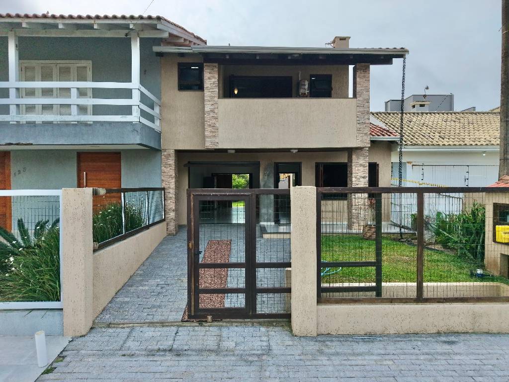 Casa 3 dormitórios à venda, Zona Nova em Capão da Canoa | Ref.: 18632