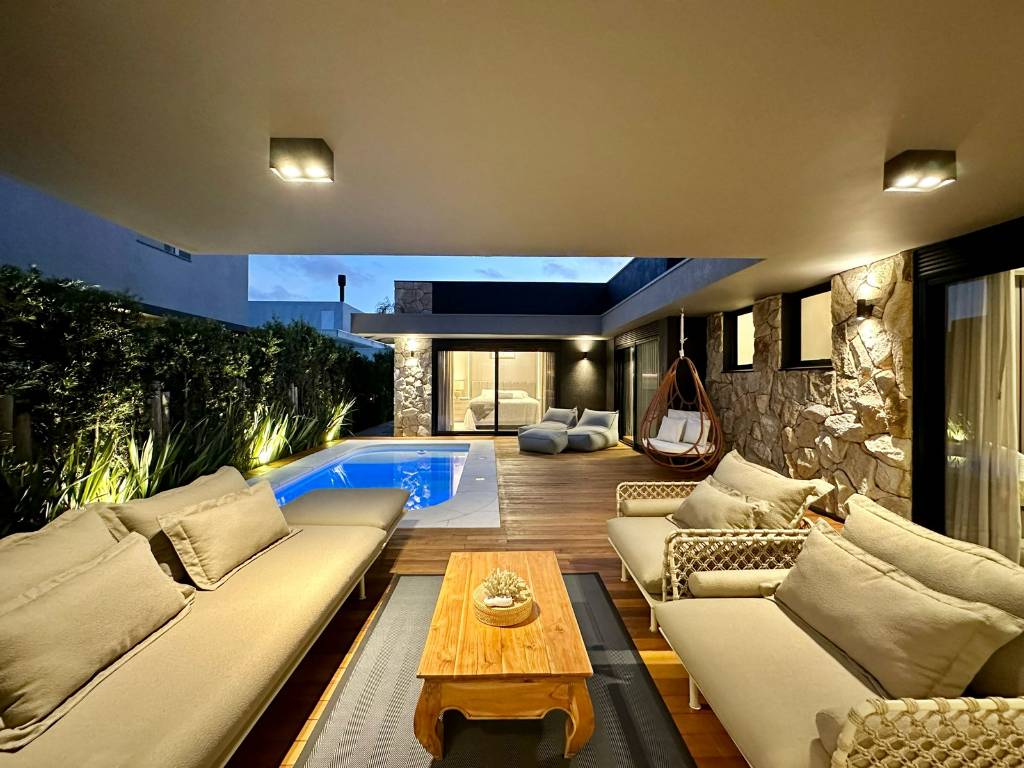 Casa em Condomínio 4 dormitórios para venda, Centro em Xangri-lá | Ref.: 19556