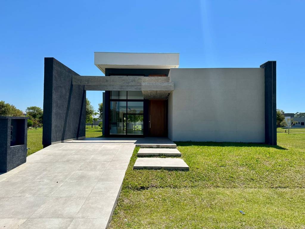 Casa em Condomínio 4 dormitórios para venda, Arroio Teixeira em Capão da Canoa | Ref.: 21419
