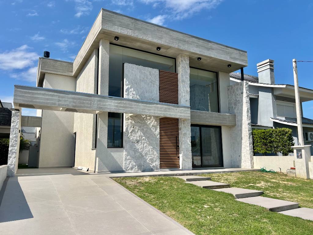 Casa em Condomínio 4 dormitórios para venda, Zona Nova em Capão da Canoa | Ref.: 24674