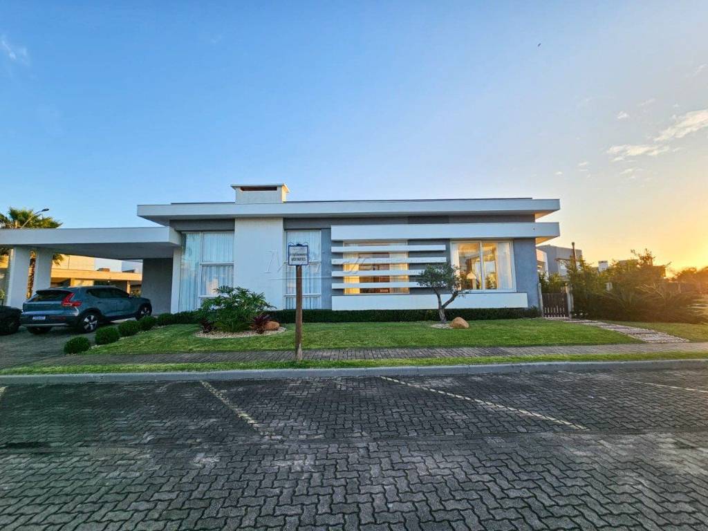 Casa em Condomínio 4 dormitórios para venda, Centro em Xangri-lá | Ref.: 24681