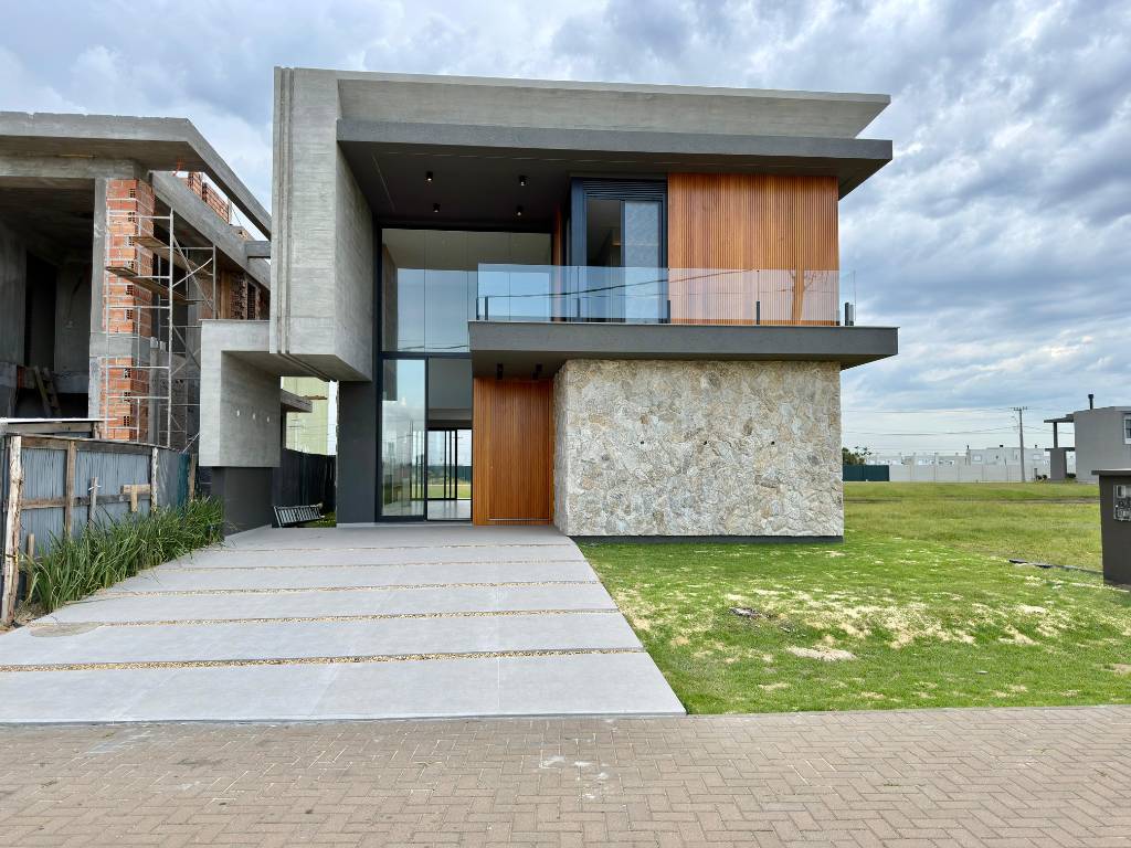 Casa em Condomínio 4 dormitórios para venda, Xangri-lá em Xangri-lá | Ref.: 25483