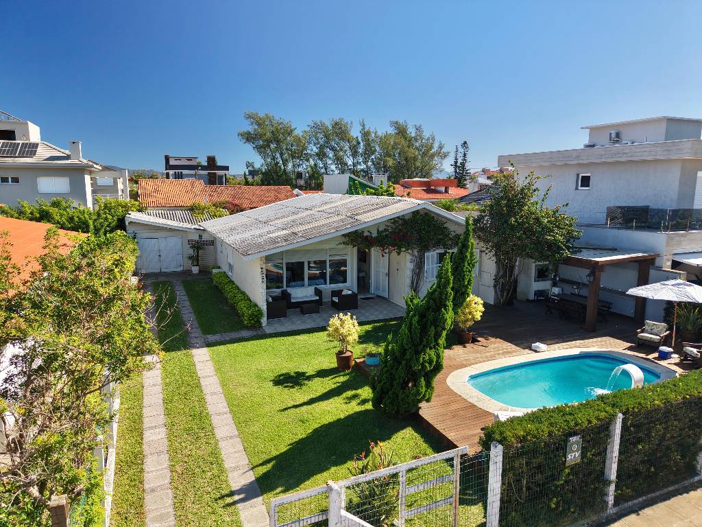 Casa 4 dormitórios para venda, Atlântida  em Xangri-lá | Ref.: 26189