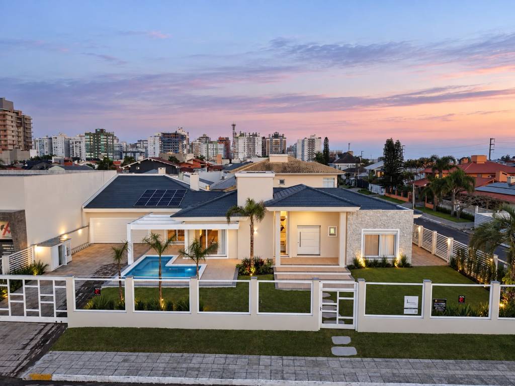 Casa 3 dormitórios para venda, Girassol em Capão da Canoa | Ref.: 26548
