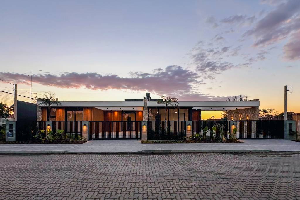 Casa 3 dormitórios para venda, Atlântida  em Xangri-lá | Ref.: 26786