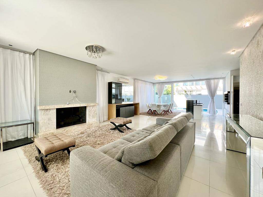 Casa em Condomínio 5 dormitórios para venda, Zona Nova em Capão da Canoa | Ref.: 3872
